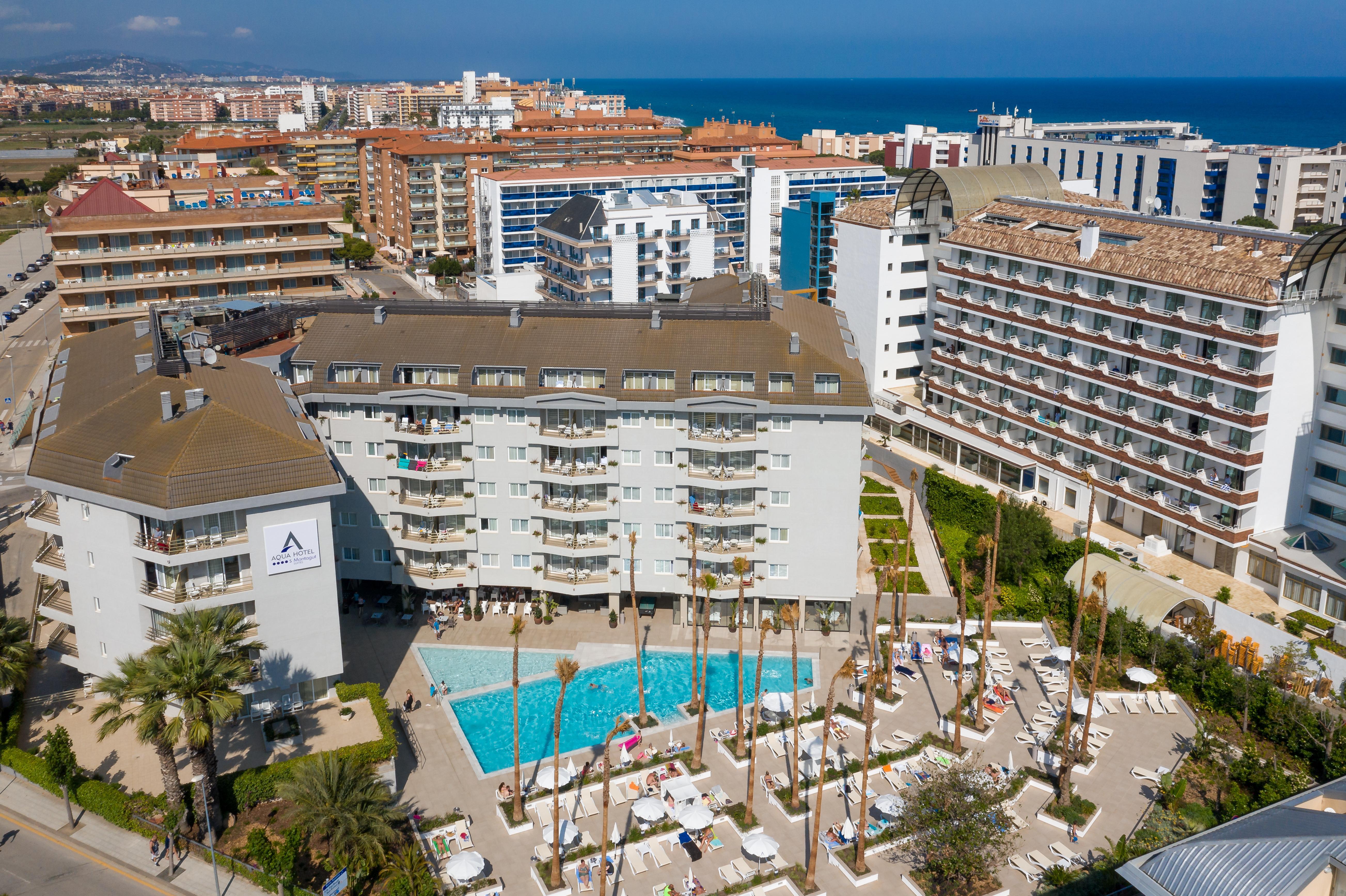 Aqua Hotel The Breeze (Adults Only +18) All Inclusive Santa Susanna Bagian luar foto