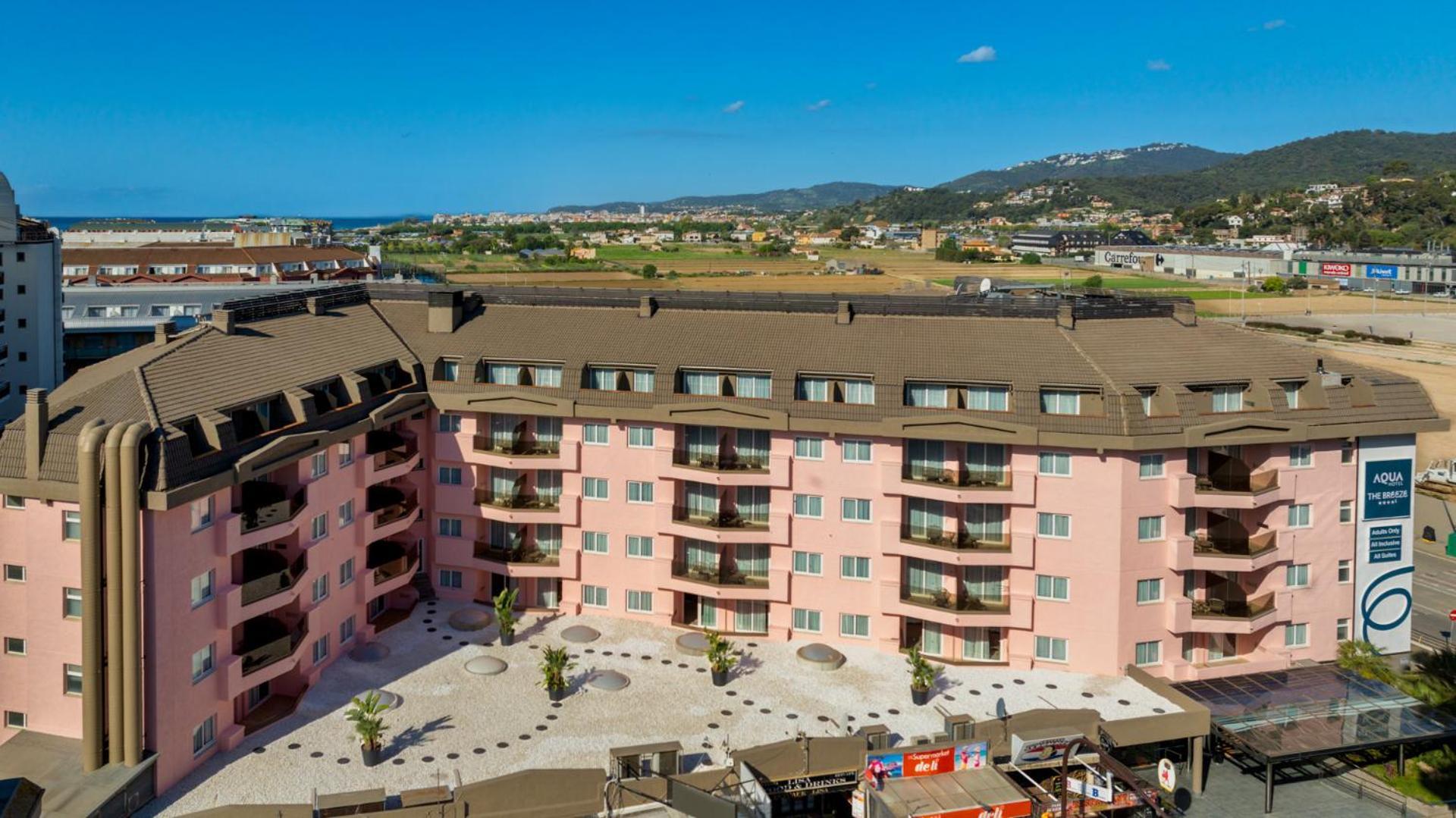 Aqua Hotel The Breeze (Adults Only +18) All Inclusive Santa Susanna Bagian luar foto