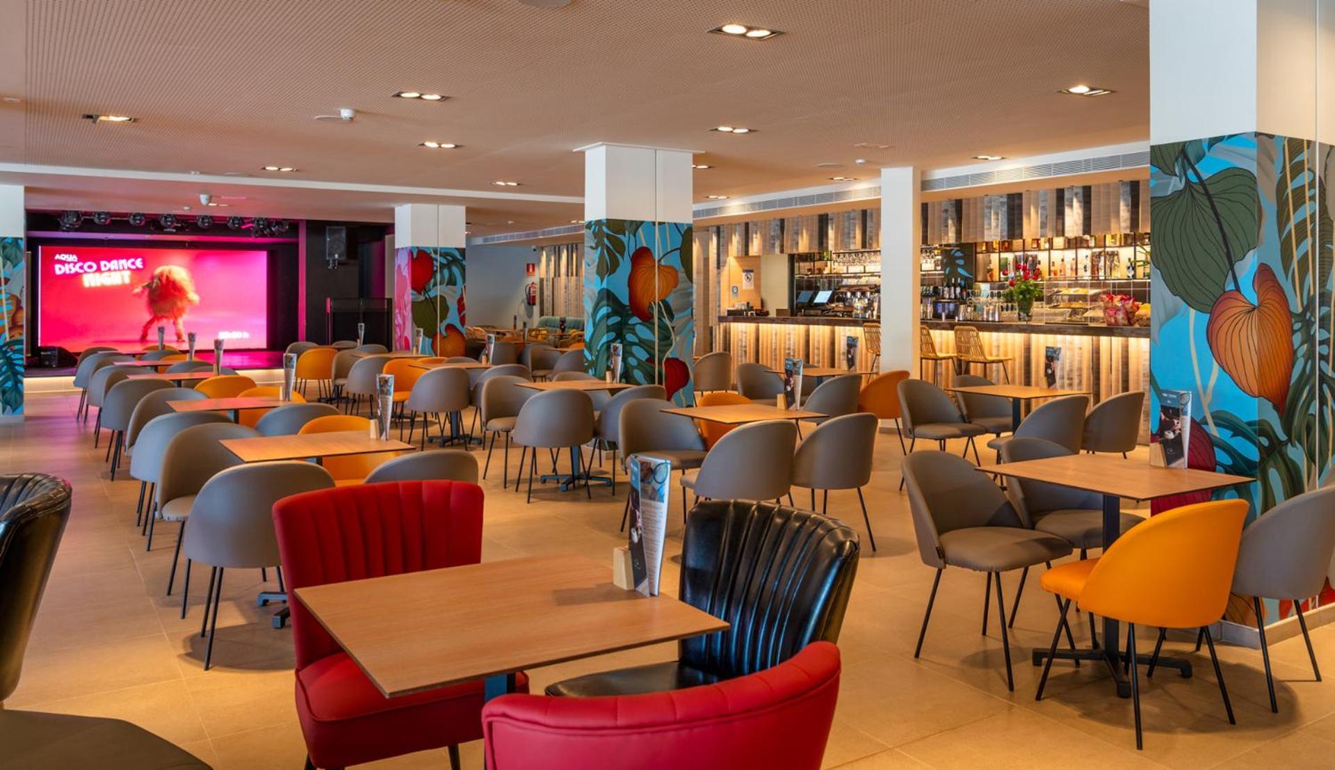 Aqua Hotel The Breeze (Adults Only +18) All Inclusive Santa Susanna Bagian luar foto