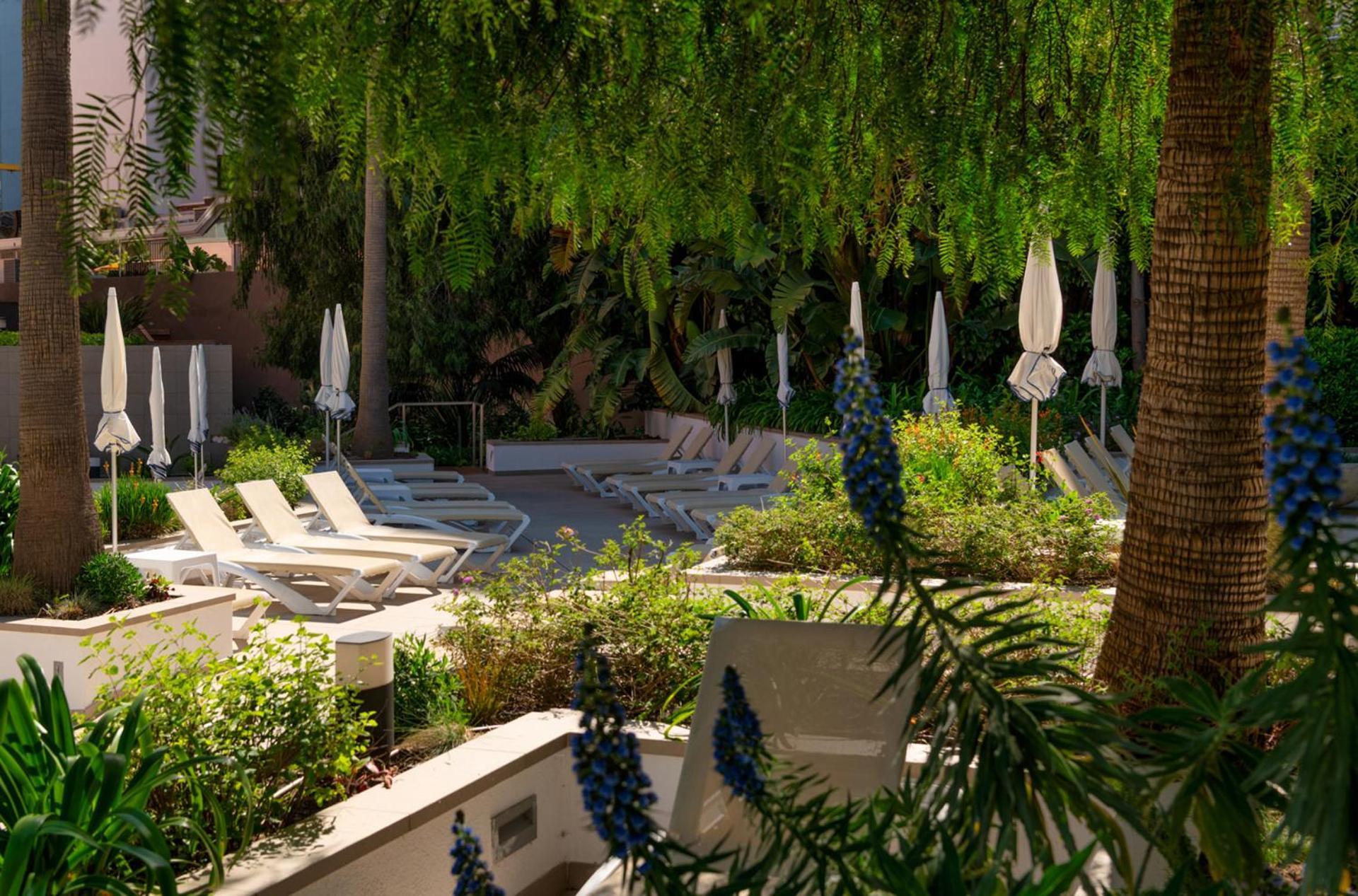Aqua Hotel The Breeze (Adults Only +18) All Inclusive Santa Susanna Bagian luar foto